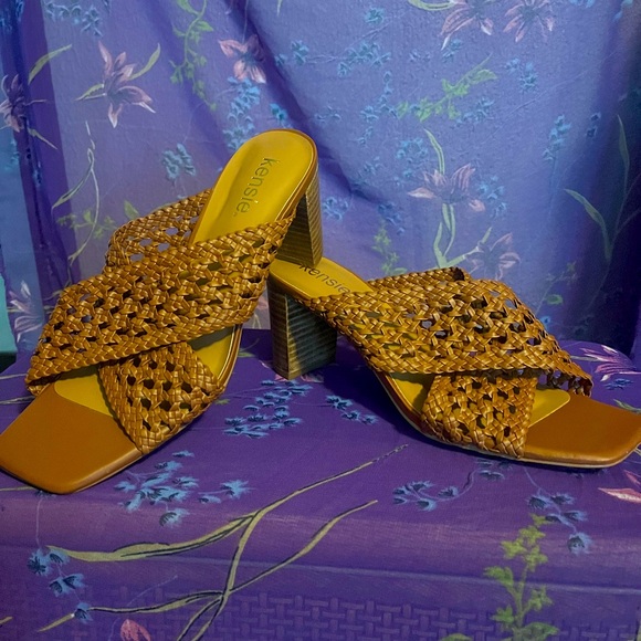Kensie sandals - Picture 1 of 2